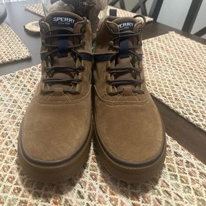 Mens Sperry waterproof high top shoes 11.5